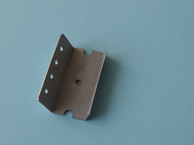 spona_cmk16cy.jpg, 106 kB